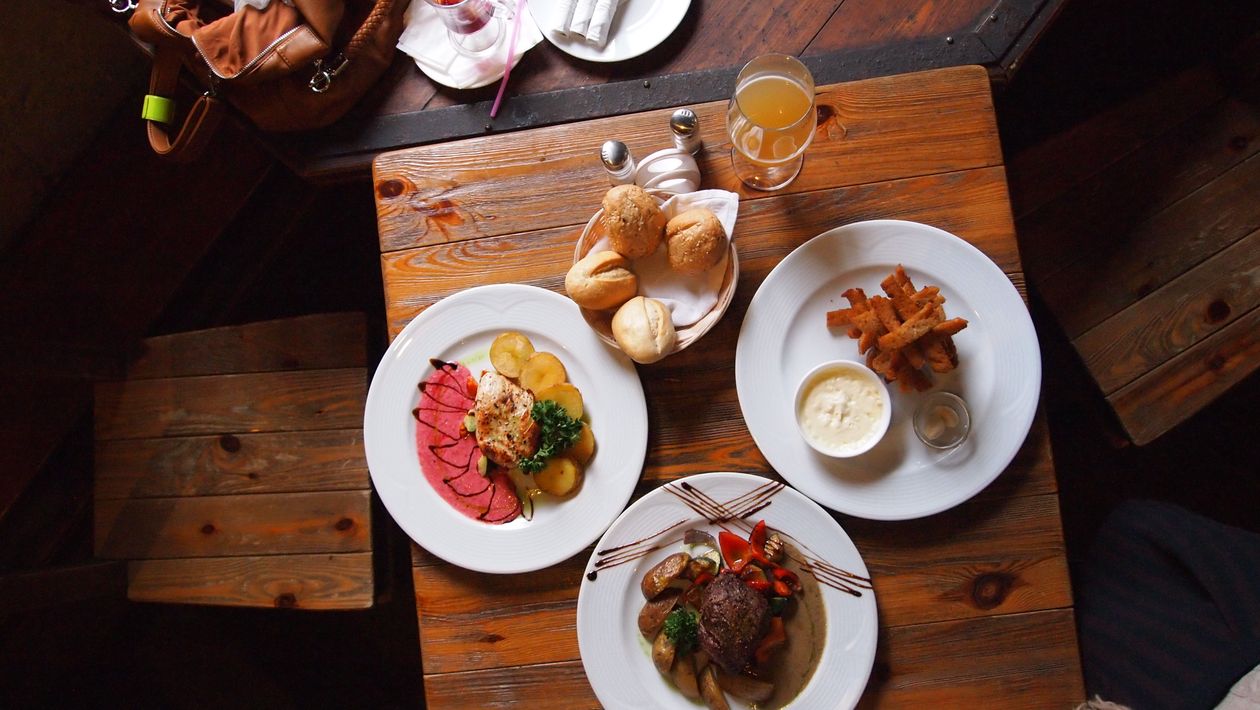 Japanese izakaya food and drinks atmosphere
