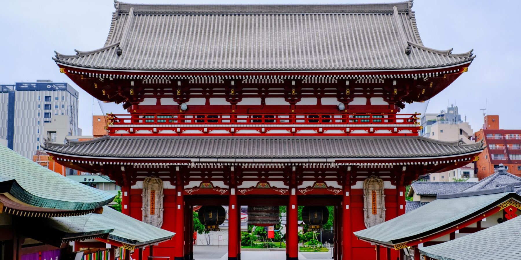 Hozomon Gate of Senso-ji Temple in Asakusa, Tokyo