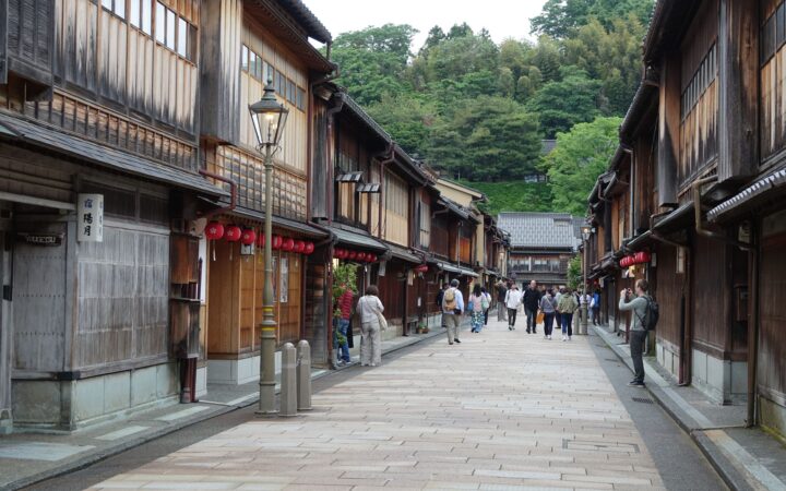Wooden teahouses along the stone-paved main street of the Higashi Chaya district in Kanazawa