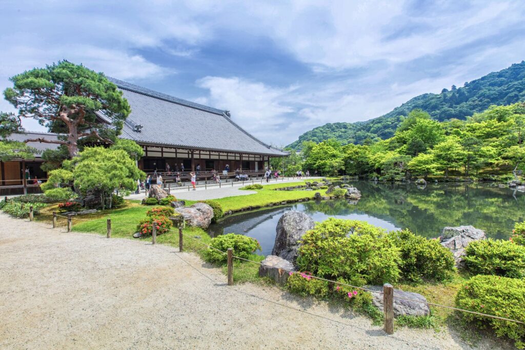 The pond garden and main hall of Tenryuji Temple in Arashiyama, Kyoto, on a sunny day